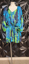 Load image into Gallery viewer, ADDED DIMENSIONS MULTICOLOR TOP       SZ 4X
