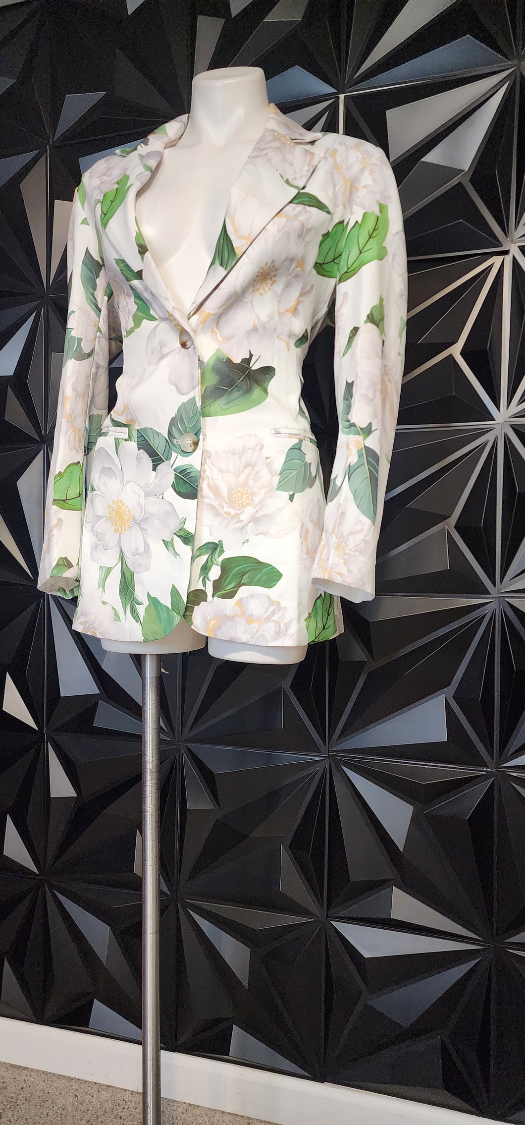 NWOT SHEIN FLORAL PRINT BLAZER       SZ MED