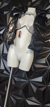 Load image into Gallery viewer, WILD FABLE SHINY PUFFER VEST         SZ SMALL
