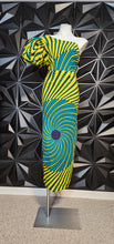 Load image into Gallery viewer, ANKARA PUFF ARM DRESS      SZ MEDIUM 8/10
