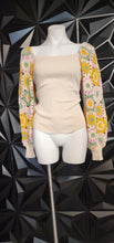 Load image into Gallery viewer, NWOT ENTRA KNIT ARM TOP     SZ LRG-XLRG
