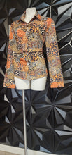 Load image into Gallery viewer, ANIMAL PRINT BUTTON TOP       SZ XXL (FITTING 14/16)
