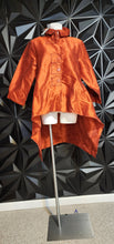 Load image into Gallery viewer, NWT STEP IN STYLE TOP/DUSTER       SZ ONE SIZE (NO LARGER THAN XL)
