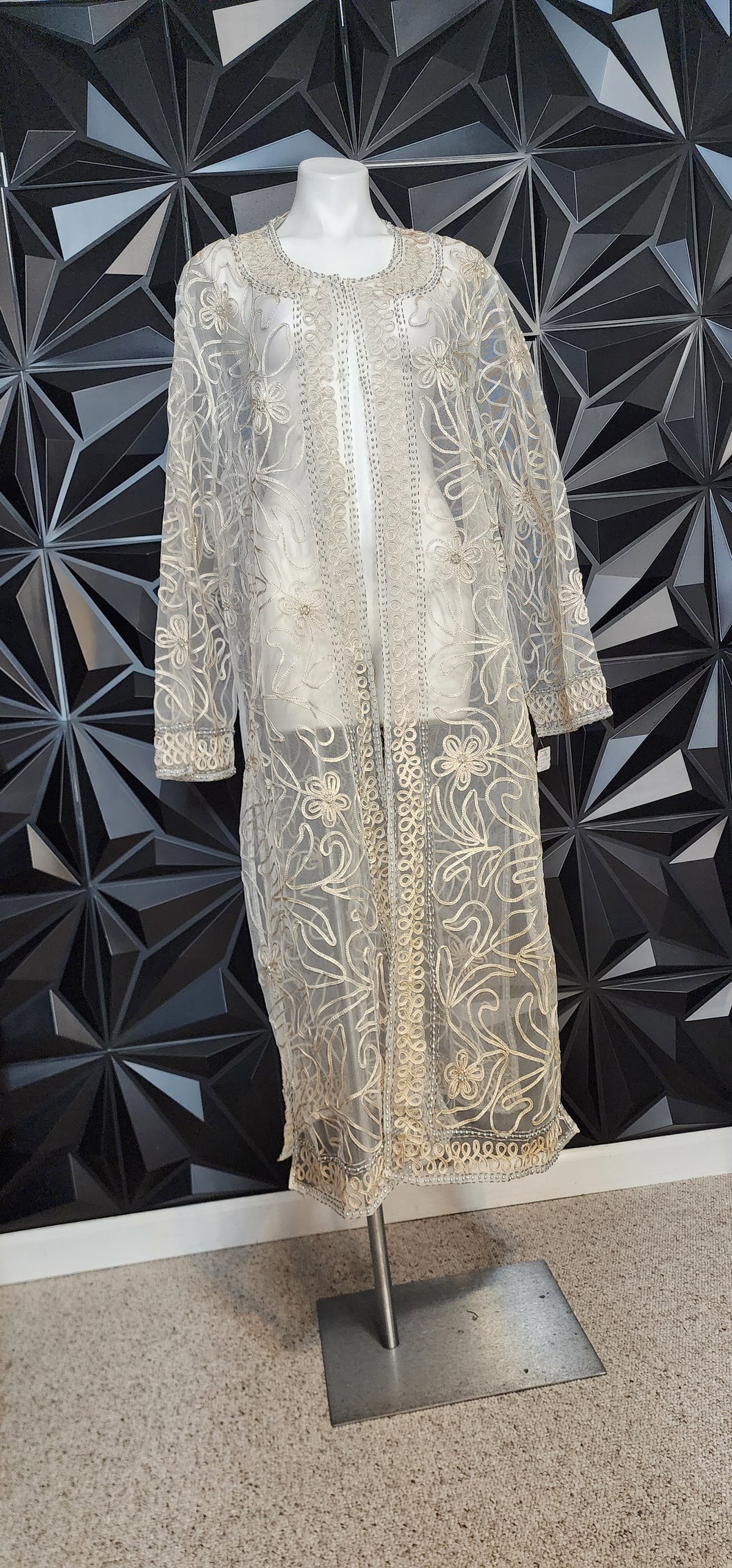 NWT La faire sheer duster          sz one size (2x/3x fit)