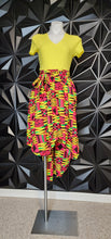 Load image into Gallery viewer, Ankara high low skirt      sz one size (sm-large)
