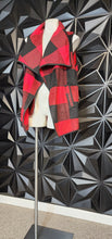 Load image into Gallery viewer, Plaid print vest       sz lrg
