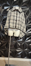 Load image into Gallery viewer, NWT houndstooth poncho        ones size (sm-large)
