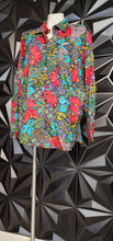 Load image into Gallery viewer, NWT Diane Marco multicolor top     sz 24
