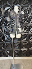 Load image into Gallery viewer, Van Huesen patchy sheer blouse        sz xl
