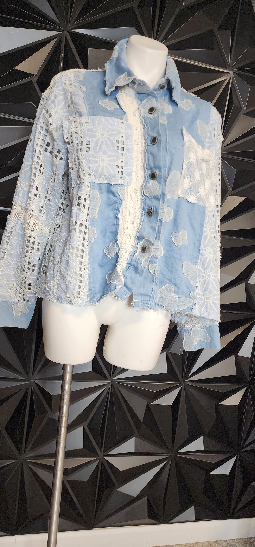 Pol denim patchy top       sz sm-lrg