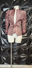 Load image into Gallery viewer, R&amp;M Richards polka dot top       sz 12 (best fitting sz 10)

