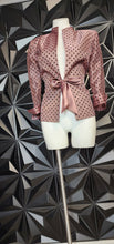 Load image into Gallery viewer, R&amp;M Richards polka dot top       sz 12 (best fitting sz 10)
