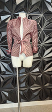 Load image into Gallery viewer, R&amp;M Richards polka dot top       sz 12 (best fitting sz 10)
