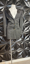 Load image into Gallery viewer, Griffith &amp; Gray by St John stripe blazer            sz 14
