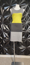Load image into Gallery viewer, Calvin Klein color block dress          sz small
