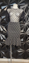 Load image into Gallery viewer, Polka dot skirt/top 2 Piece set  Sz small
