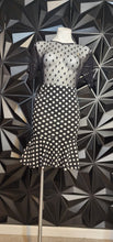 Load image into Gallery viewer, Polka dot skirt/top 2 Piece set  Sz small
