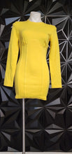 Load image into Gallery viewer, Akira yellow dress       sz small
