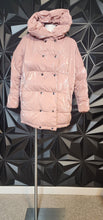 Load image into Gallery viewer, Zara pink oversize coat          sz sm-large
