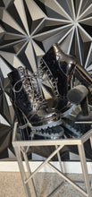 Load image into Gallery viewer, Liliana patent leather heels      sz 8.5
