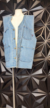 Load image into Gallery viewer, Jeans west denim vest        sz lrg
