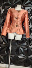 Load image into Gallery viewer, Moshita Couture fit and flare blazer            sz 8
