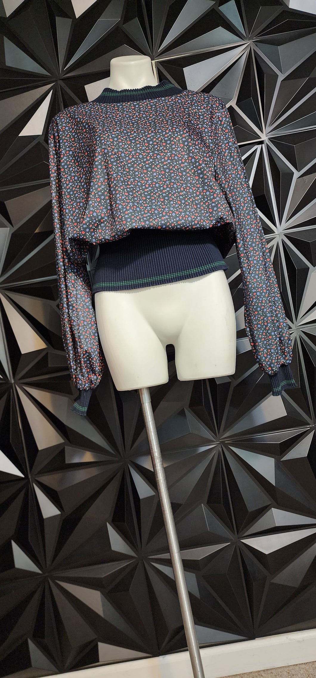 Jack and Avery floral print top        sz xl