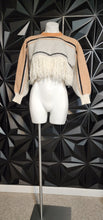 Load image into Gallery viewer, Cider fringe crop sweater      sz sm-lrg
