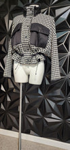 Load image into Gallery viewer, Zara box print jacket           sz med-lrg
