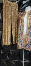 Load image into Gallery viewer, Cable and Gauge sequin pant         sz small
