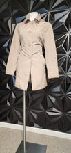 Load image into Gallery viewer, London Fog trench jacket          sz small
