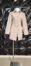 Load image into Gallery viewer, London Fog trench jacket          sz small
