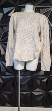 Load image into Gallery viewer, Aran sweater market        sz med -lrg
