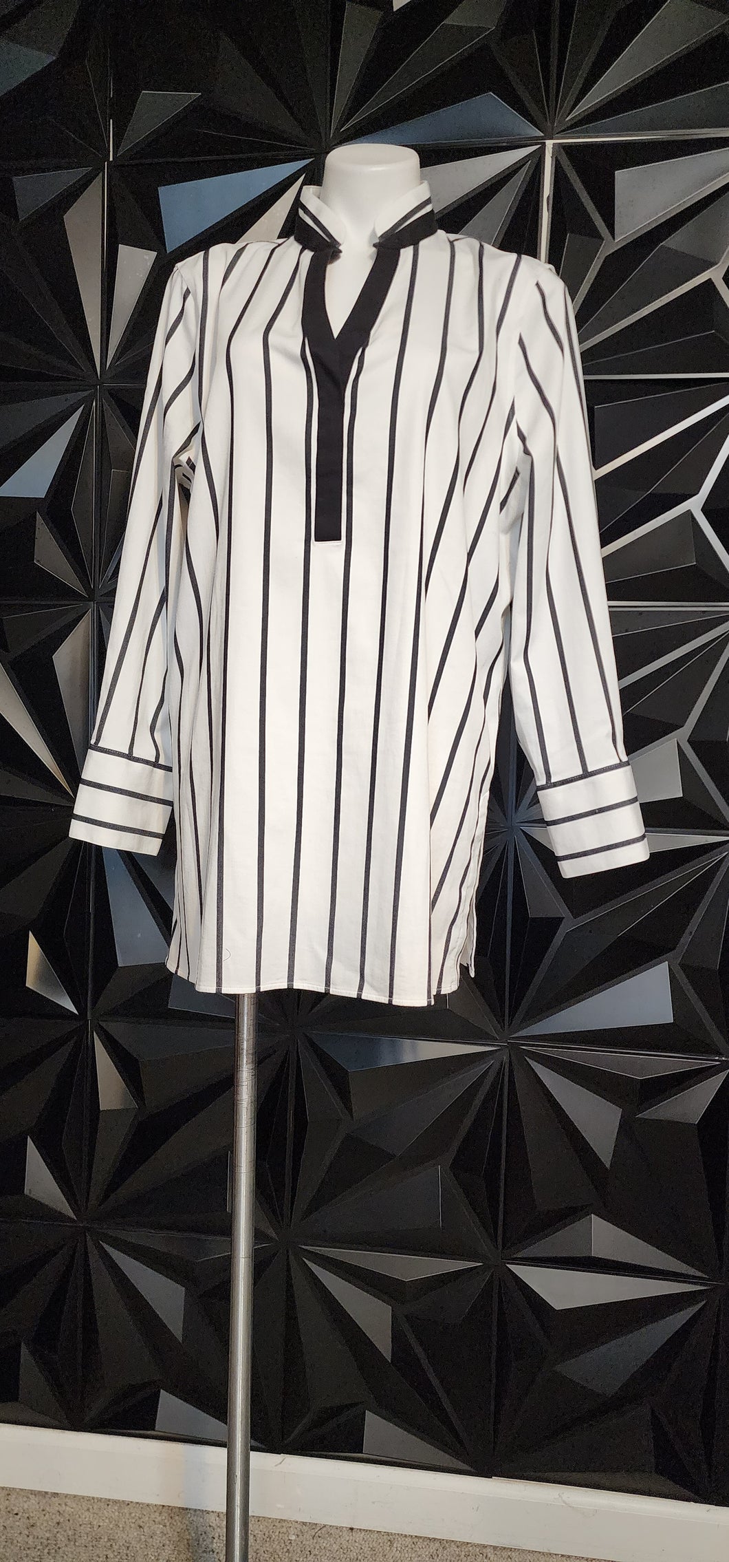 Chicos stripe top       sz Chico 3=xl