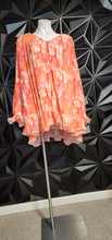 Load image into Gallery viewer, Endless rose ruffled  top/dress        sz medium

