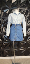 Load image into Gallery viewer, Intempo Denim shirt           sz med-lrg
