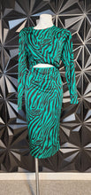Load image into Gallery viewer, Bar III dress          sz 0x (12-14)
