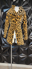 Load image into Gallery viewer, Animal print jacket/ top          sz untagged (best fit sz small)
