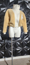 Load image into Gallery viewer, Akira crop sherpa jacket         sz med-lrg
