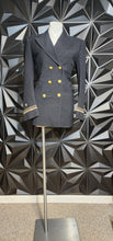 Load image into Gallery viewer, Saks Fifth military blazer             sz untagged, Best fit sz 8
