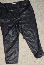Load image into Gallery viewer, Eloquii faux leather pant        sz 22
