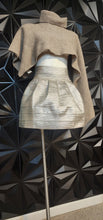 Load image into Gallery viewer, Beulah flare structured skirt          sz med/lrg
