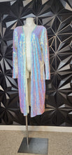 Load image into Gallery viewer, Highlight iridescent sequin  duster             sz one size
