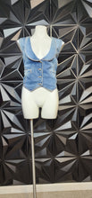Load image into Gallery viewer, Vezucci denim vest          sz lrg (best fitting sz 16)

