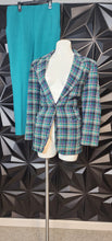 Load image into Gallery viewer, Courtenay Plaid print blazer             sz untagged, best fit sz 10
