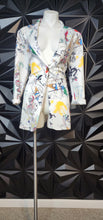 Load image into Gallery viewer, Unbranded Multiprint blazer            sz lrg

