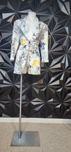 Load image into Gallery viewer, Unbranded Multiprint blazer            sz lrg
