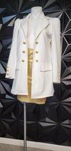 Load image into Gallery viewer, White open front blazer             sz small-sz 10
