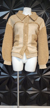 Load image into Gallery viewer, Loveriche  soft sherpa jacket           sz med-lrg
