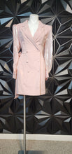 Load image into Gallery viewer, NWT pink dress          sz lrg (runs smaller), Best fit sz medium
